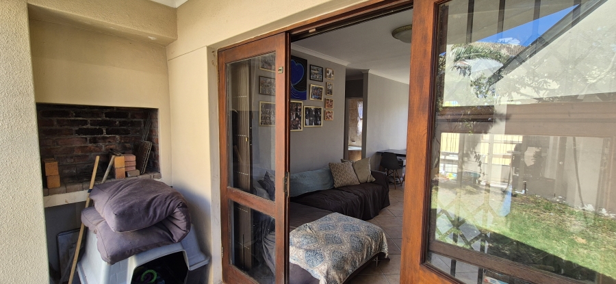 2 Bedroom Property for Sale in Parklands Western Cape